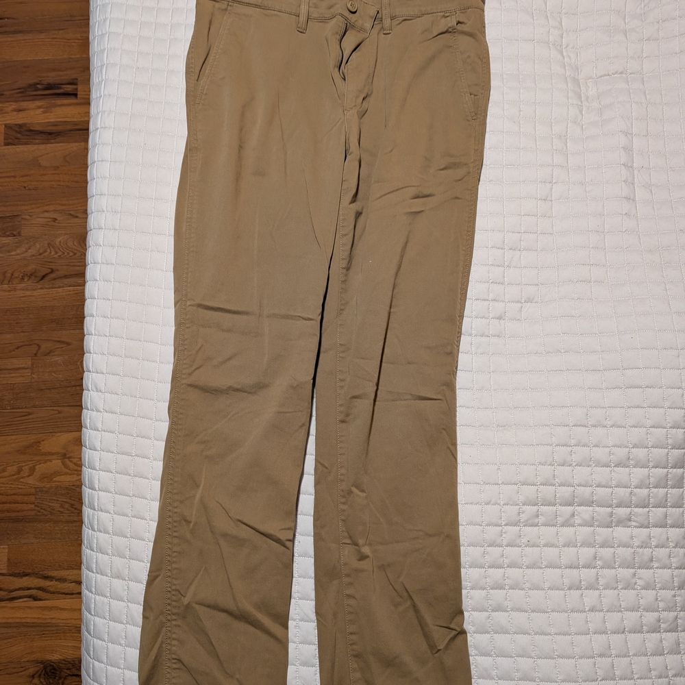 L.L. Bean Tan Chinos Lightweight Cotton Blend